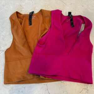 2 Urban Outfitters Out From Under Hailey Seamless Plunge Bra Tops